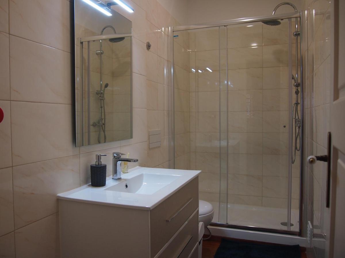 Double Room Private Bathroom